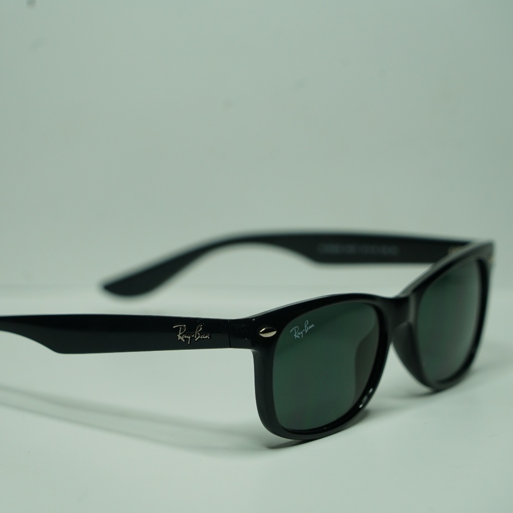 BRAND NEW RAY BAN JR SUNGLASSES!